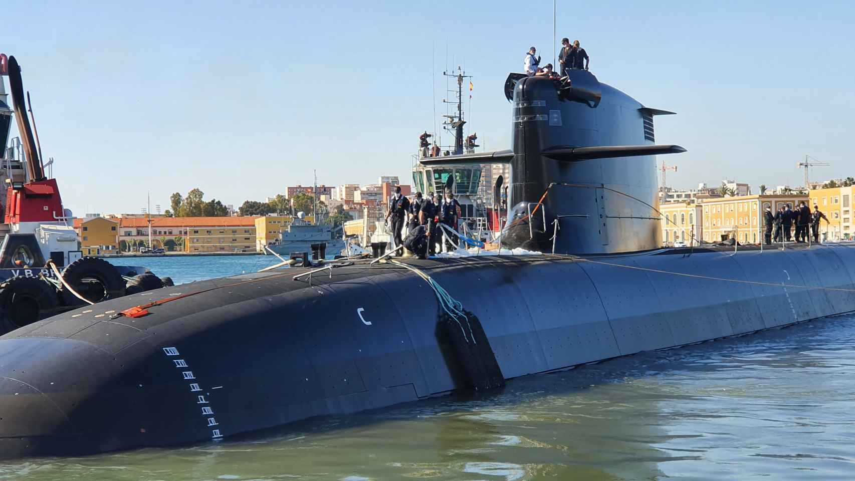 El 'Peral', el submarino S-81, en el astillero de Cartagena.