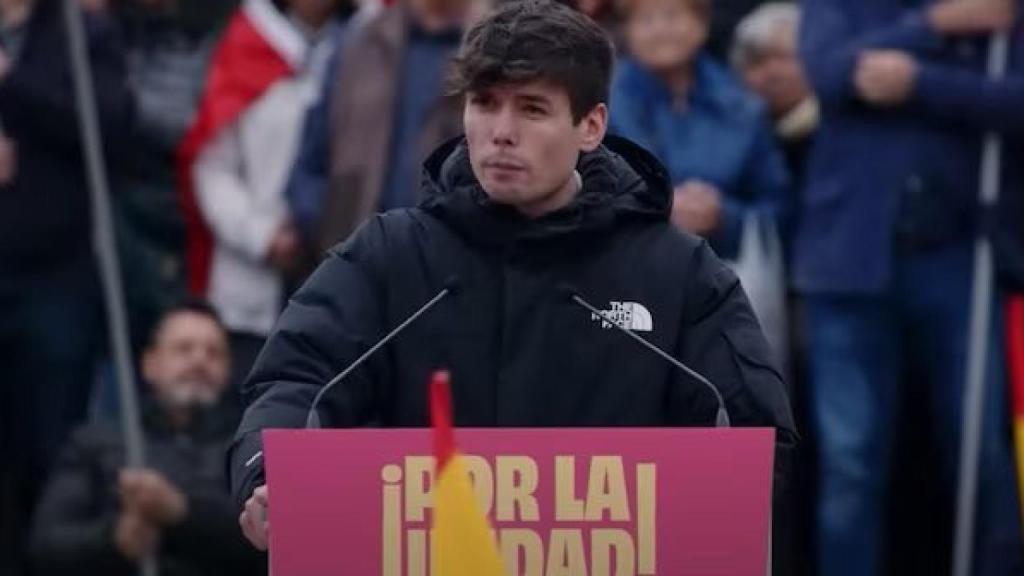 César Pintado, líder de Revuelta e impulsor del portal Herqles, participa en la multitudinaria manifestación convocada por la Fundación Denaes en la madrileña Plaza de Colón, el pasado 29 de octubre.