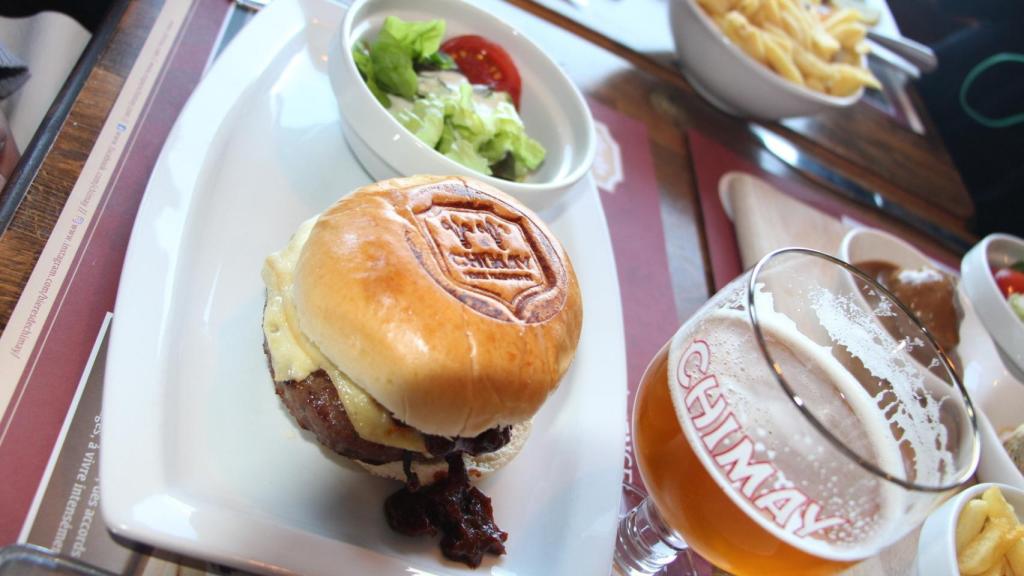 Una Chimay en buena compañía