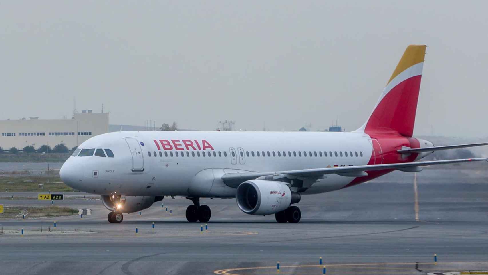 Foto de archivo de un avión de Iberia.