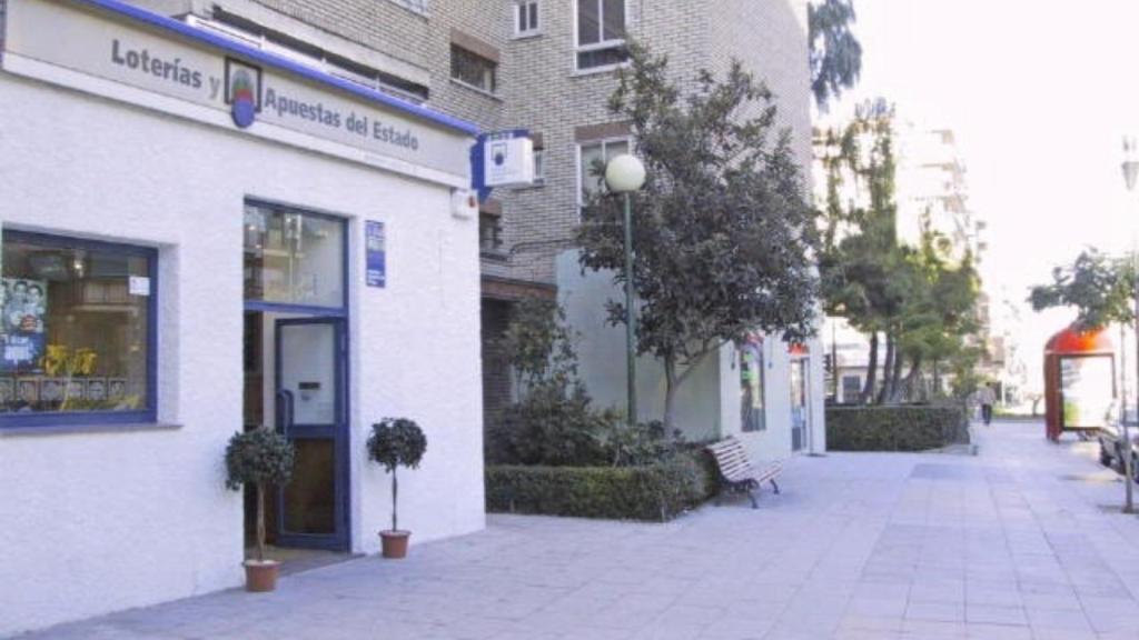 Administración de Móstoles donde se ha vendido íntegro el segundo premio de la Lotería del Niño.