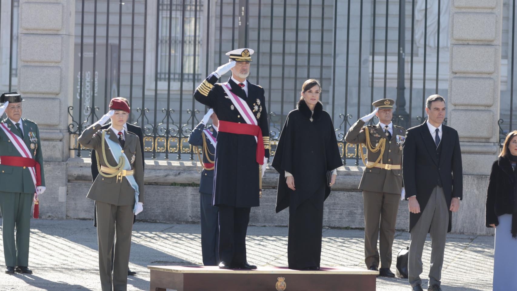 La Princesa junto a sus padres en la Pascua Militar.
