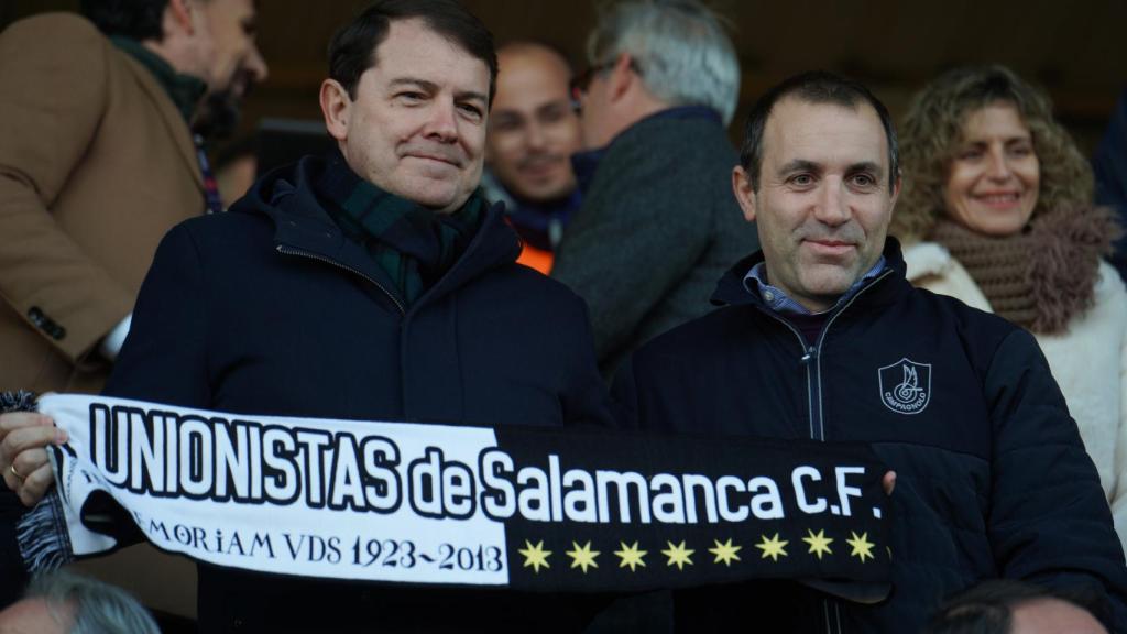 El presidente de la Junta de Castilla y León, Alfonso Fernández Mañueco, en el partido entre Unionistas y Villarreal