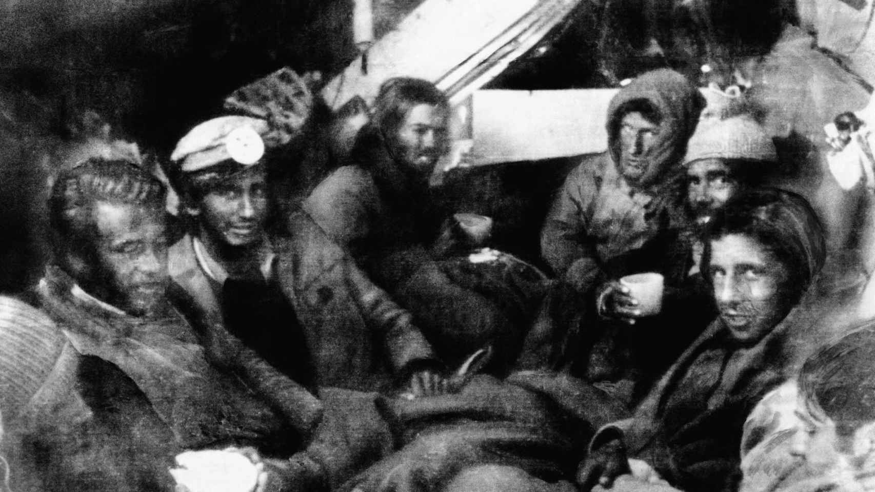 Los supervivientes de Los Andes en una imagen de archivo