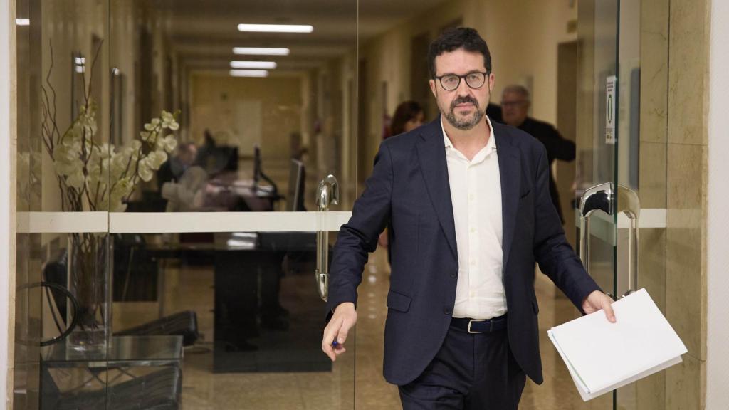 El secretario de Estado de Trabajo, Joaquín Pérez Rey, a su llegada a una reunión del Ministerio de Trabajo con CCOO, UGT, CEOE y Cepyme