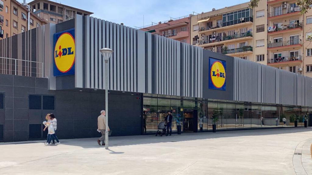 Fachada Lidl.