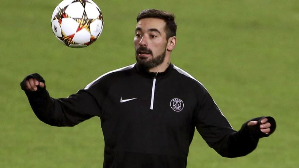 Ezequiel Lavezzi, durante un entrenamiento con el PSG.