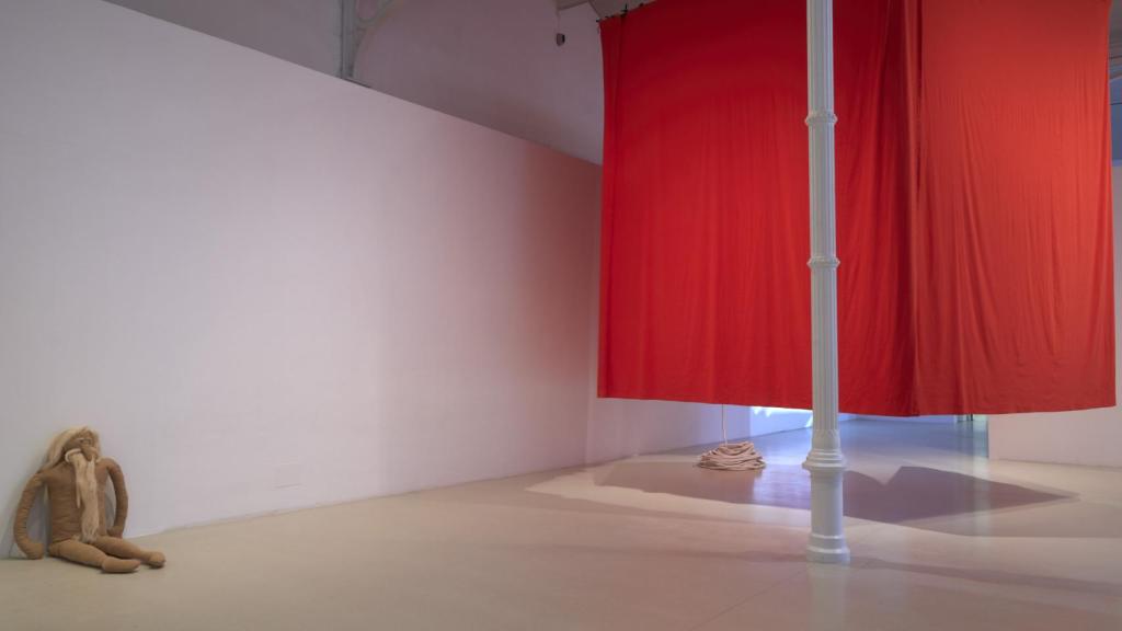 Vistas de la exposición en el Palacio de Velázquez. Foto: Archivo fotográfico del Museo Reina Sofía