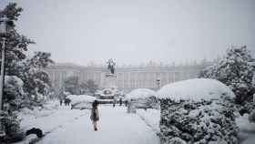 Alrededores del Palacio Real cubierto de nieve tras el paso de la borrasca Filomena.