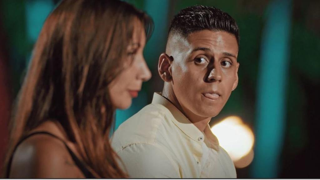 Fani y Christofer en la hoguera final de 'La isla de las tentaciones 1'.