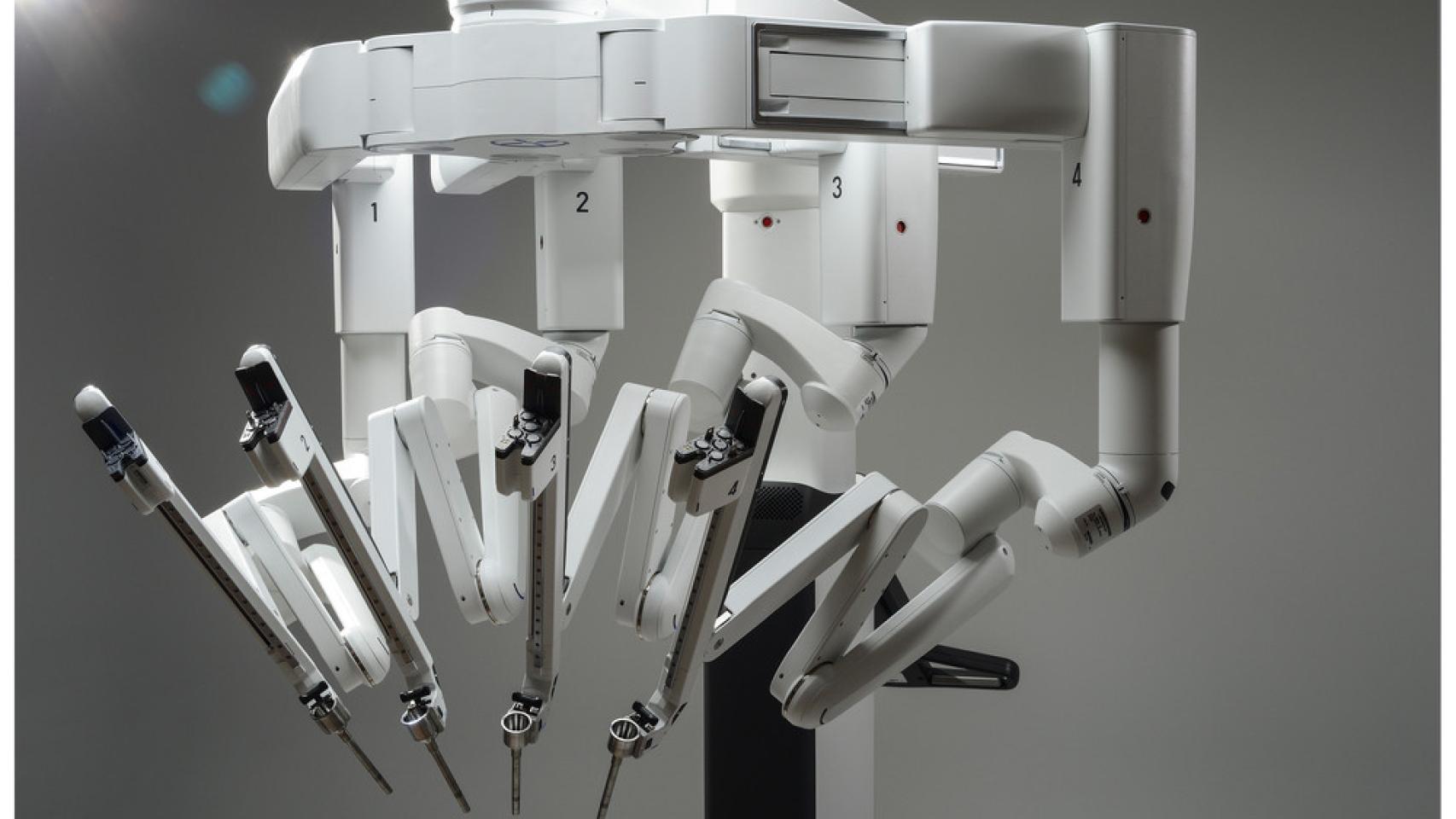 El robot daVinci que ha revolucionado la cirugía.