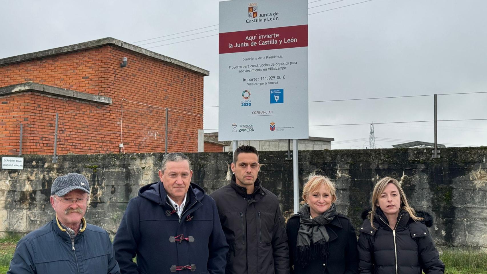 El presidente de la Diputación de Zamora, Javier Faúndez, y la delegada de la Junta de Castilla y León en Zamora, Leticia García