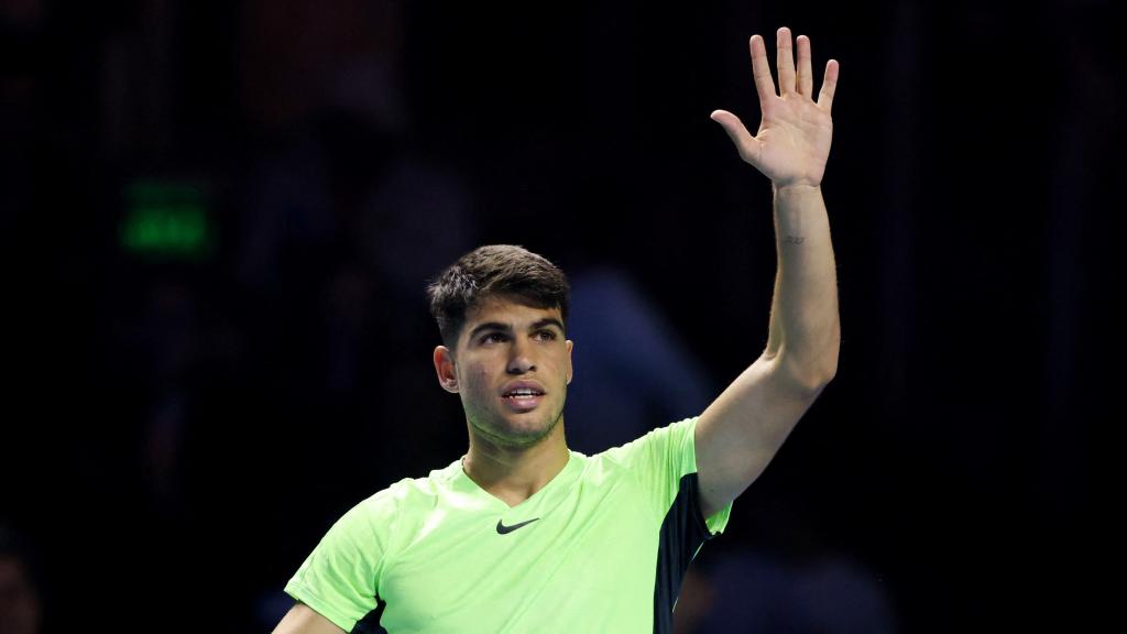 Carlos Alcaraz, durante un partido de exhibición.