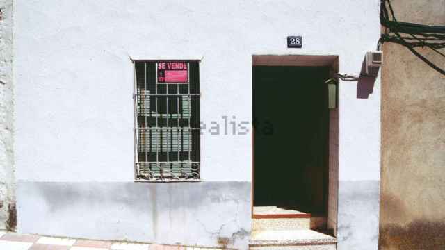 Casa a la venta en Abenójar. / Foto: Idealista.