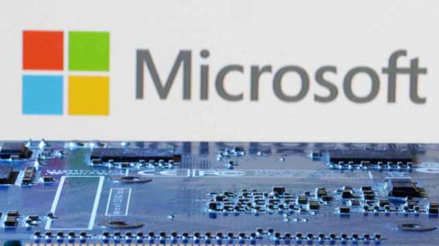 Bruselas examina si la inversión de Microsoft en OpenAI es una absorción encubierta