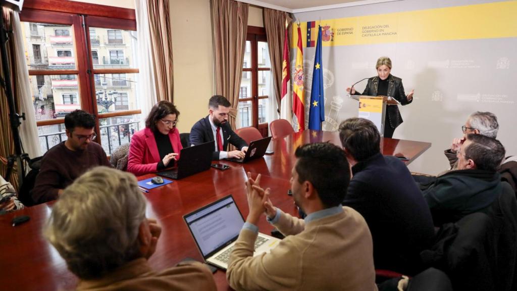 Tolón durante su intervención ante los medios de comunicación.