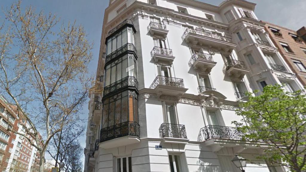 Edificio de viviendas de Antonio Palacios ubicado en calle Velázquez 100.