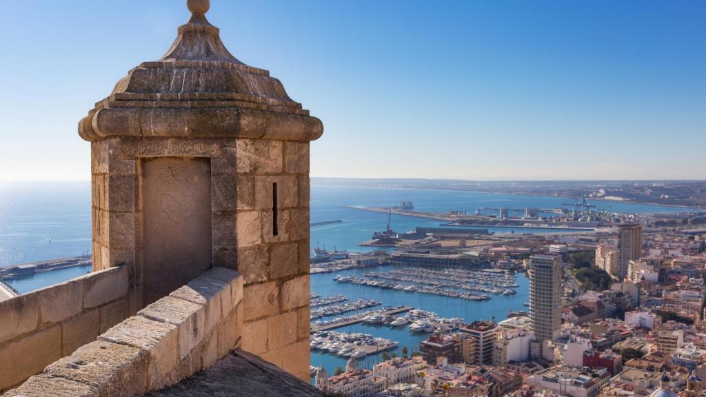 Vistas desde el Castillo de Santa Bárbara.