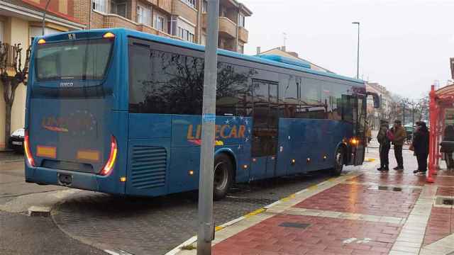 Línea de autobús que va de Tudela de Duero a Valladolid