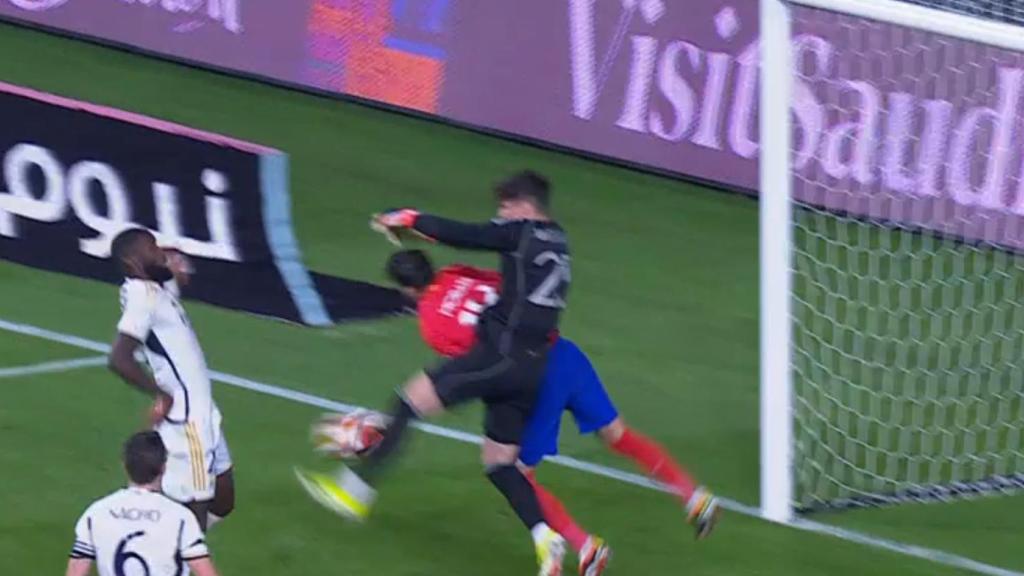 Kepa pide falta de Morata en el tercer gol del Atlético de Madrid