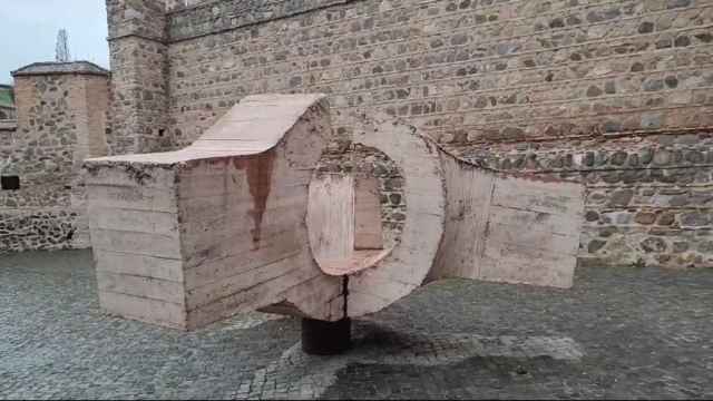 'Lugar de Encuentros V', escultura de Chillida en Toledo. Vídeo: Venancio Martín.