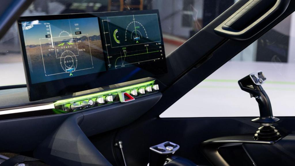 Cabina del prototipo de S-A2