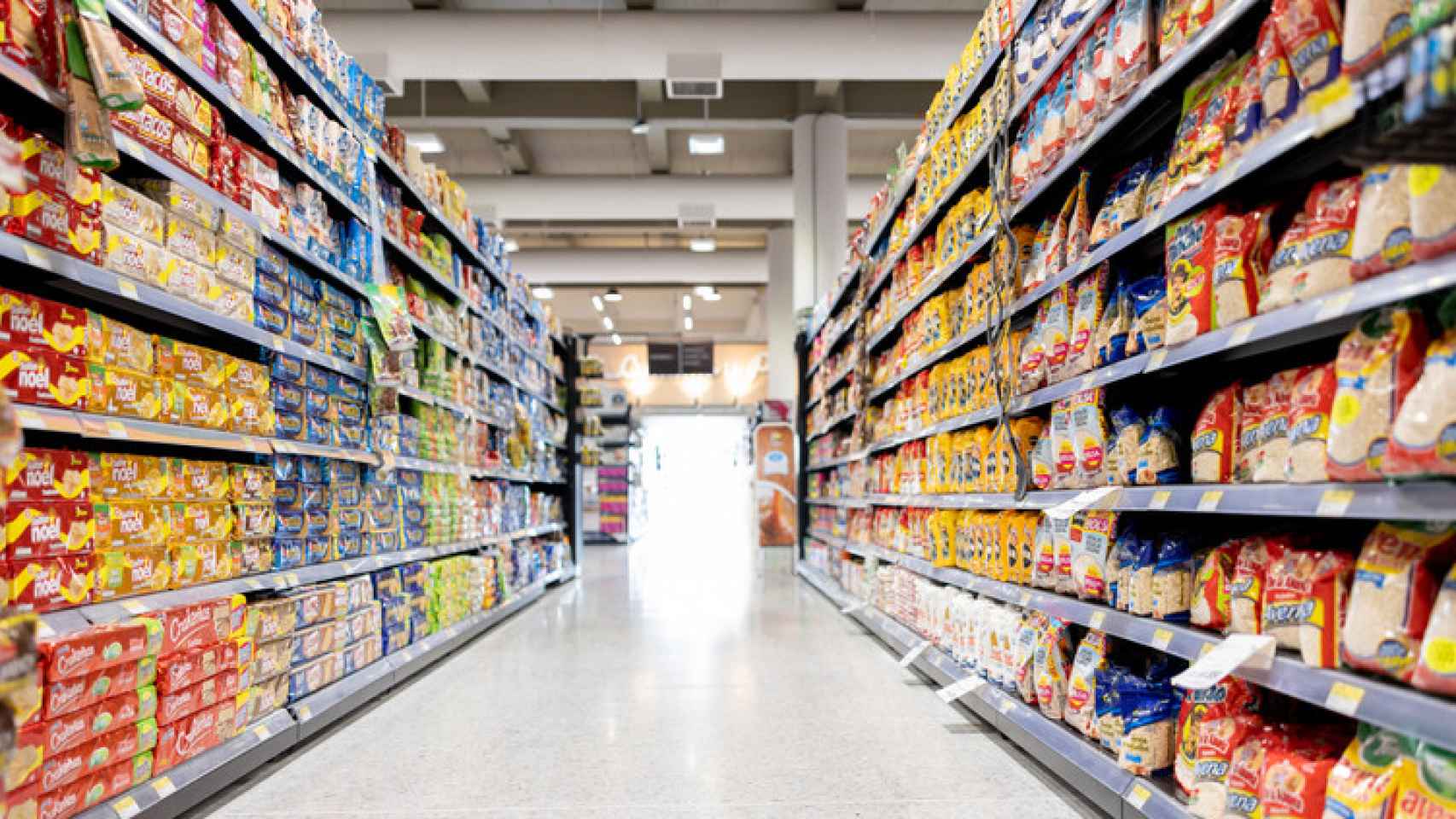 Adiós Carrefour, Aldi y Mercadona: este supermercado ofrece productos por  menos de 1 euro - El Cronista