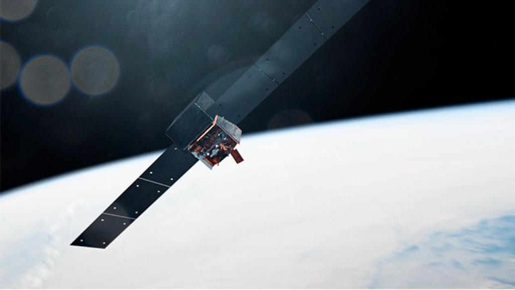 El Telescopio Espacial Fermi de Rayos Gamma de la NASA, ilustrado aquí, escanea todo el cielo cada tres horas mientras orbita la Tierra.