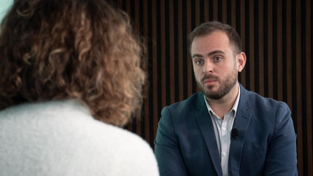 El alcalde de Arganda durante su entrevista en las oficinas de El Español.