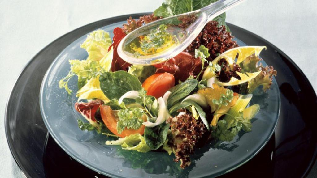 Los plásticos de los envases y cubiertos alimentarios pueden ser fuente de obesógenos.