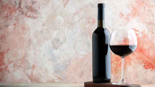 Así es el vino más caro del mundo: se hace en Cuenca, lleva ozono y cambia de sabor cuando lo mueves