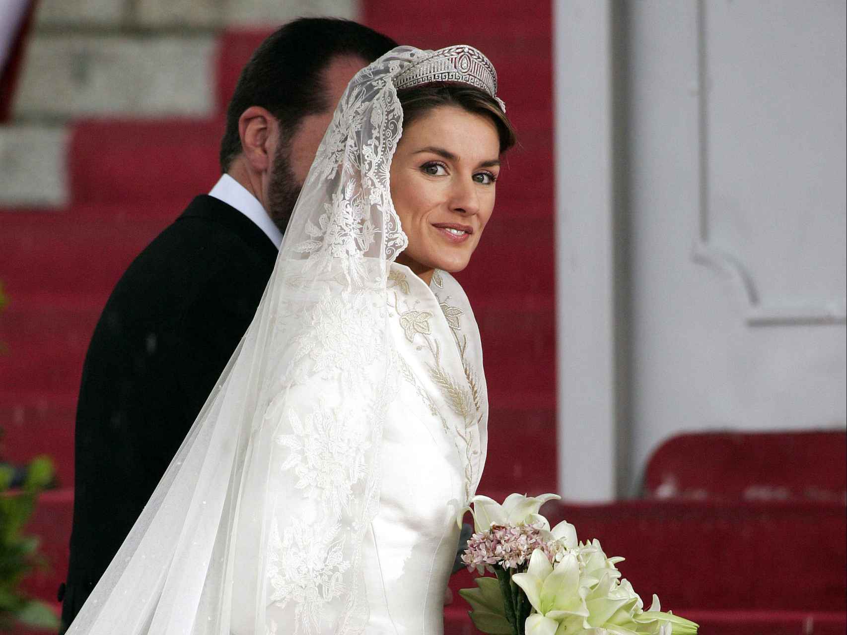 Letizia, el día de su boda con la tiara Prusiana.