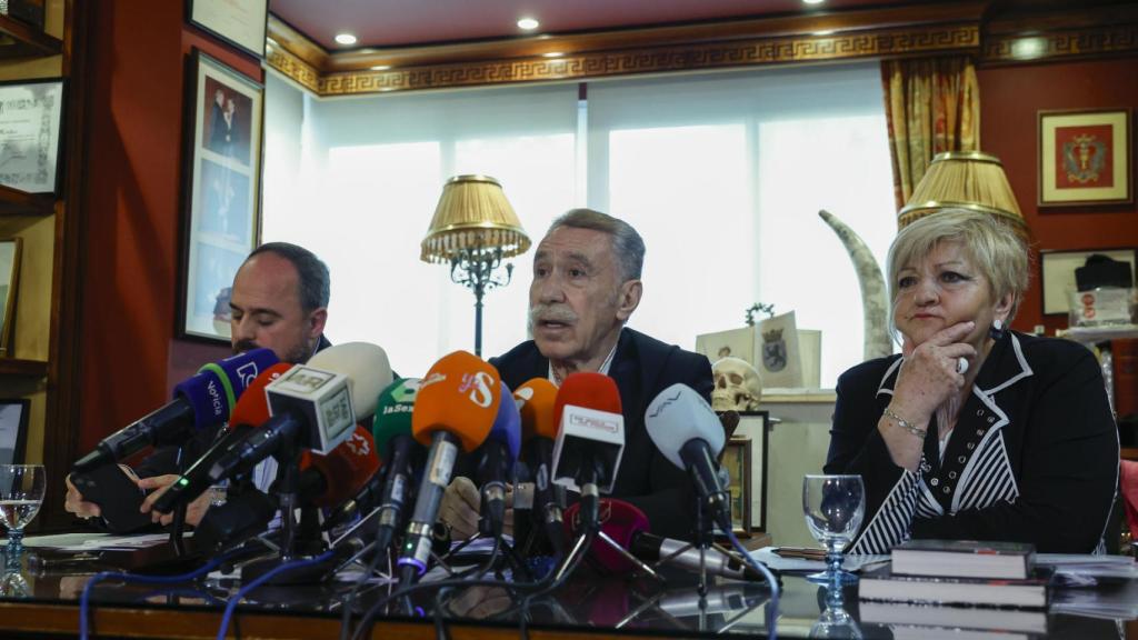 Carmen Balfagón y Marcos García Montes, en la rueda de prensa de este 12 de enero.