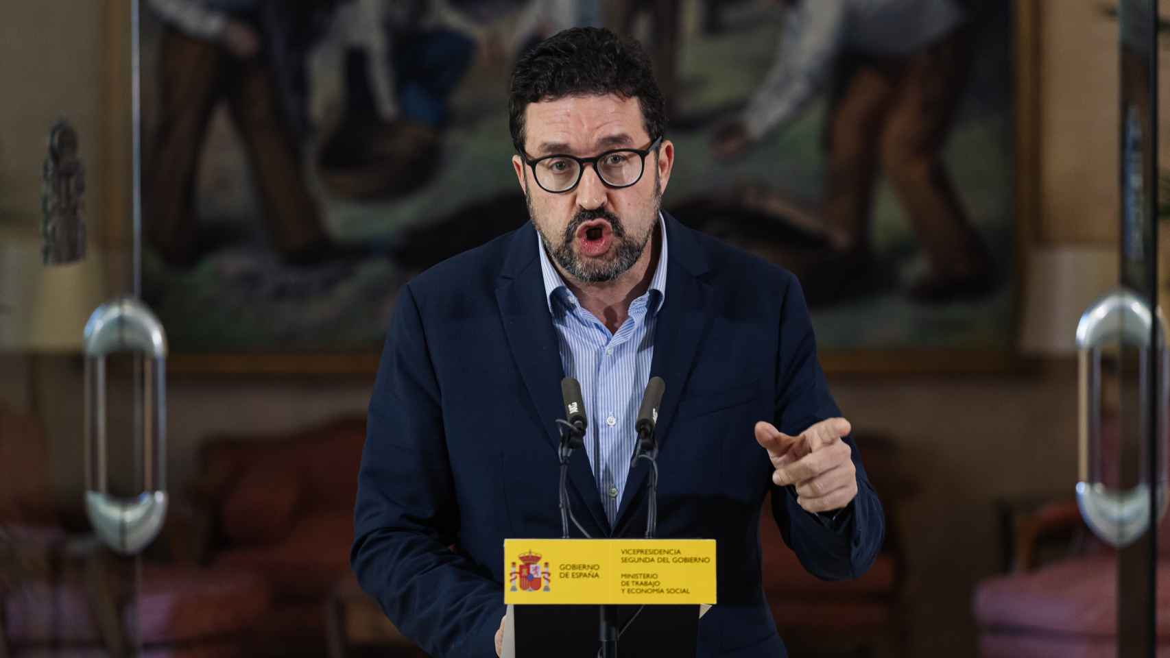 El secretario de Estado de Trabajo, Joaquín Pérez Rey, anunciando la subida del SMI