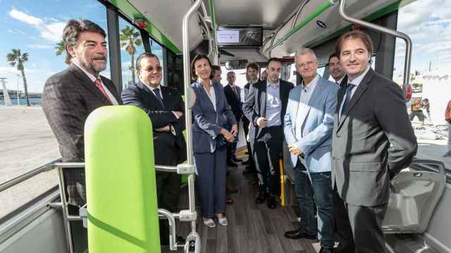 Un nuevo autobús eléctrico de Alicante.