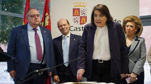 La nueva directora general de Personal y Desarrollo Profesional de Sanidad, Sonsoles García Rodríguez, toma posesión de su cargo, este viernes.