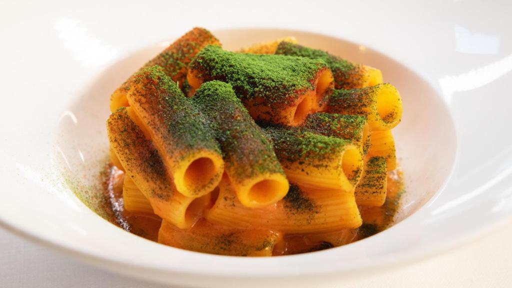 Rigatoni al pomodoro con Parmigiano