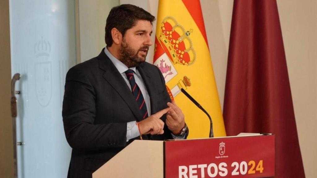 Fernando López Miras, este viernes, durante su comparecencia en el Palacio de San Esteban.