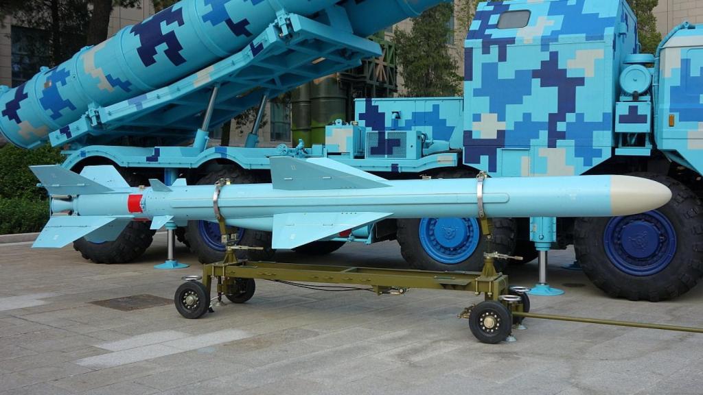 Misil C-802 chino en el que se basa el Al-Mandeb 2 hutí