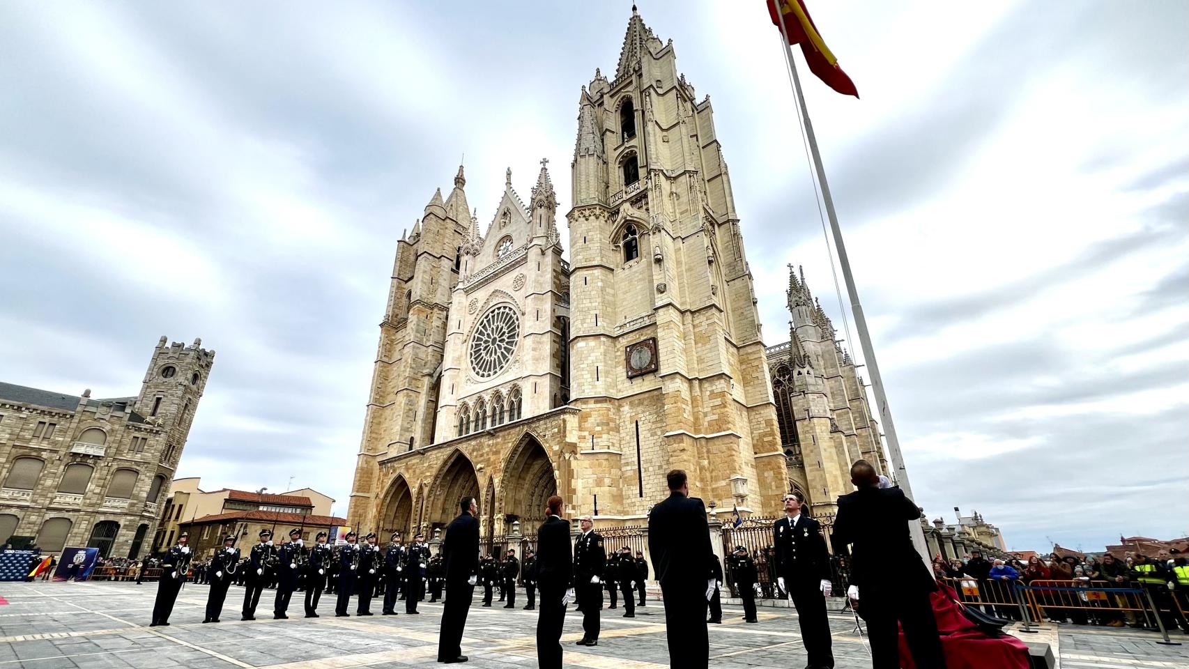 Acto de celebración del 200 aniversario de la Policía Nacional, este sábado en León.