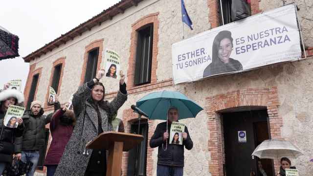 Concentración celebrada este domingo en el municipio vallisoletano de Traspinedo para recordar a Esther López dos años después de su desaparición.