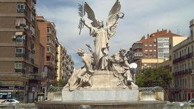 Escultura de 'La Gloria y los Pegasos' de Agustín Querol, en Legazpi.