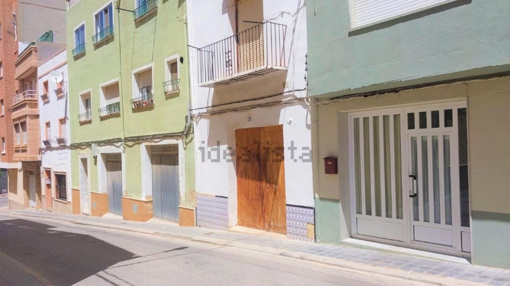 Vista de la vivienda de 52.000 euros ubicada en el centro de Utiel. Idealista