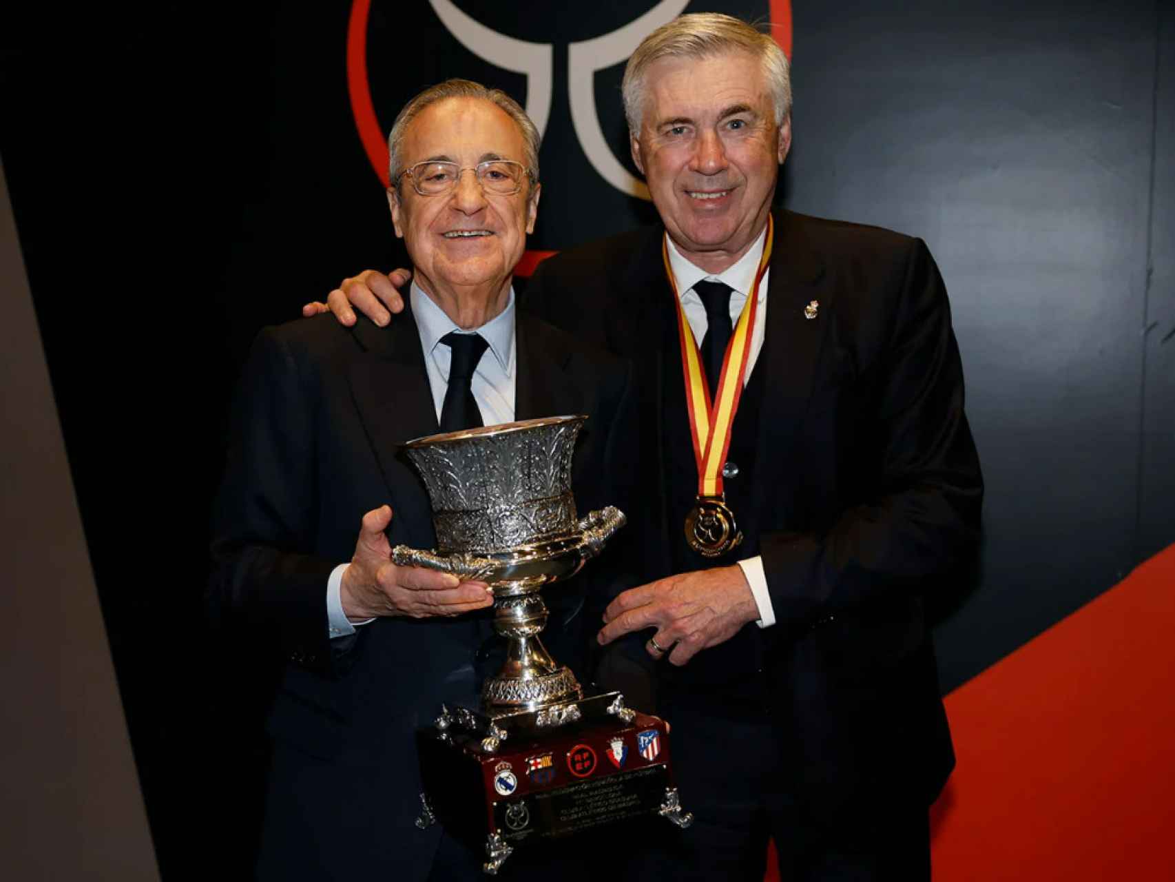 Florentino Pérez, presidente del Real Madrid, y Carlo Ancelotti, entrenador del Real Madrid.