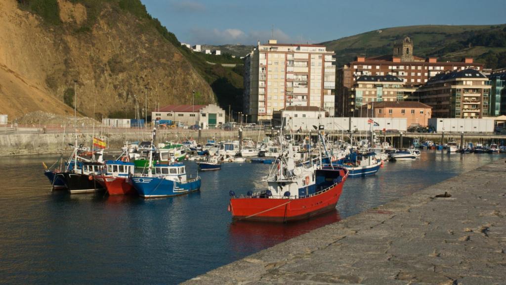 Zona del puerto de Laredo.