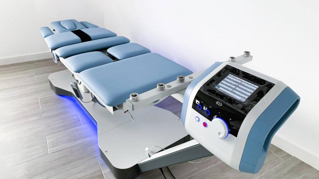 Máquina de descompresión que AMC tiene en su clínica de Argés.