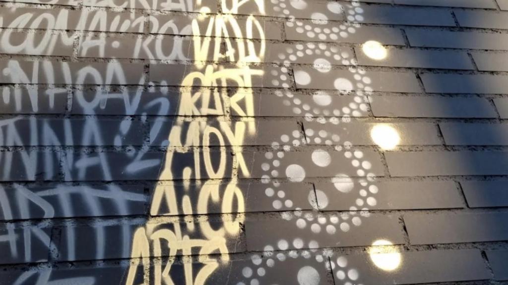 Detalles caligrafía de 'La Madonna' de Moxaico.