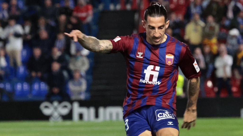 El Eldense empata con el Zaragoza, 1-1.