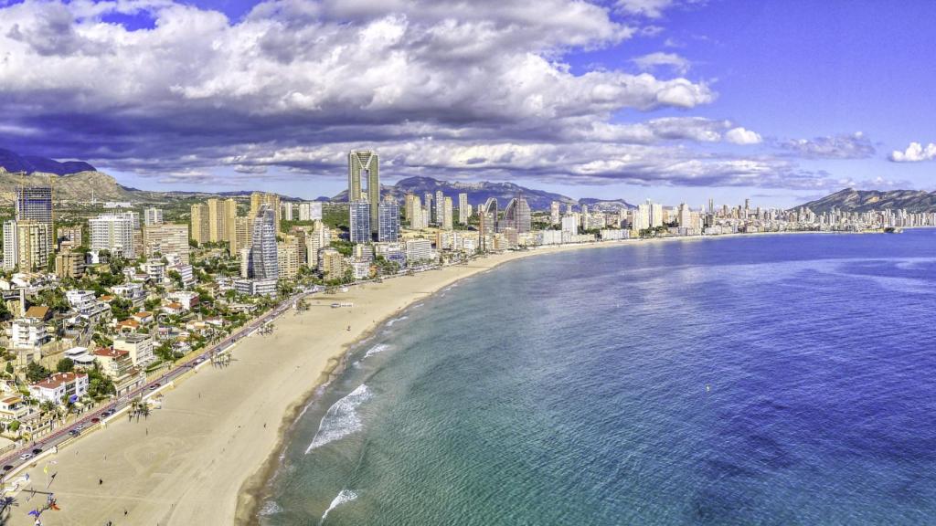 Panorámica de la capital turística de la Costa Blanca, Benidorm.