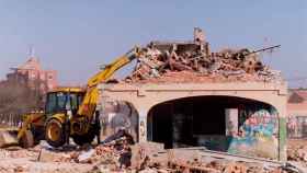 Derribo del último edificio del poblado de La Esperanza de Valladolid, en 2003